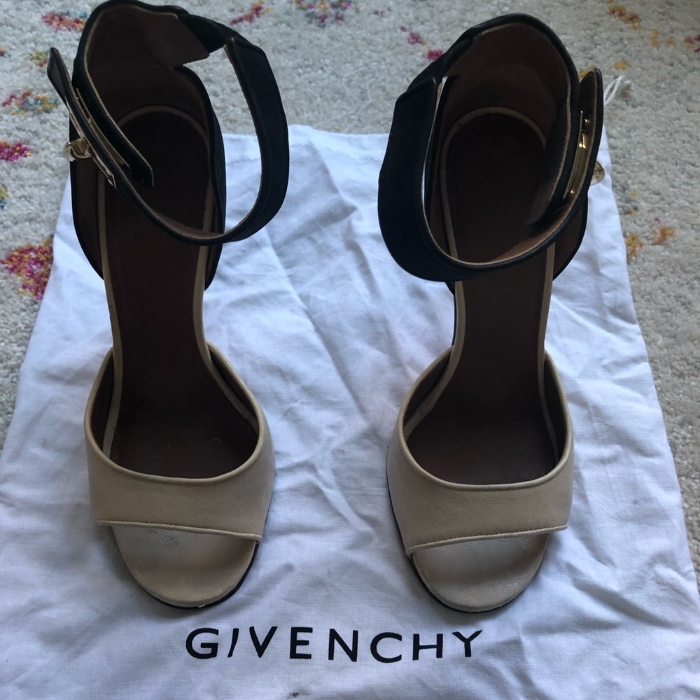 Givenchy Heels Size 37